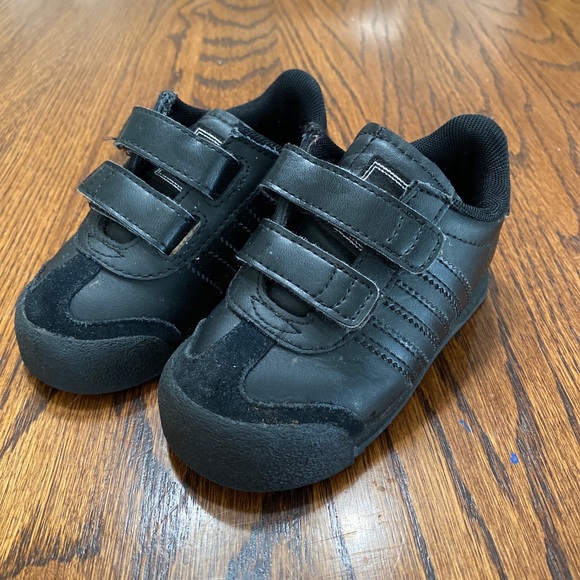 Adidas Toddler Baby Samoa Black On Black Sneakers, Size 6 - Picture 1 of 7